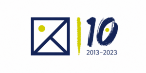 Logo conmemorativo del 10º aniversario, empresa colaboradora en prácticas profesionales del ciclo TSEAS de FP Superior UFV.